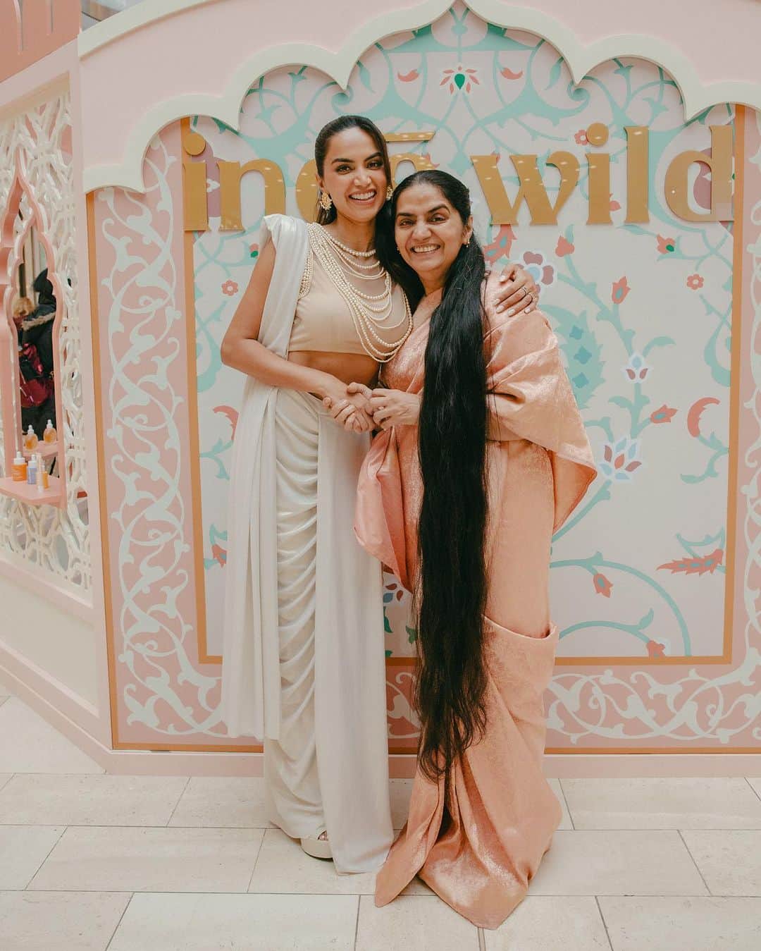 Diipa Büller-Khoslaさんのインスタグラム写真 - (Diipa Büller-KhoslaInstagram)「Day 1 🤎 Today (Day 2) is your last chance to meet Momi & Me at our @indewild Diwali London Pop-up 🪔🇬🇧  Meet us today: ⏰ Sat, 2 - 3 PM 📍 @westfieldlondon, White City, opposite Boots & SoaceNK  Thanks to the amazing team: Wearing @siddartha_tytler  Jewellery by @reddotjewels  Shoes @ysl  Make-up @saps.slap  Momi’s wearing @tilfi_banaras  Hair @johanjohn_  Photos by @indiabharadwaj」10月21日 21時21分 - diipakhosla