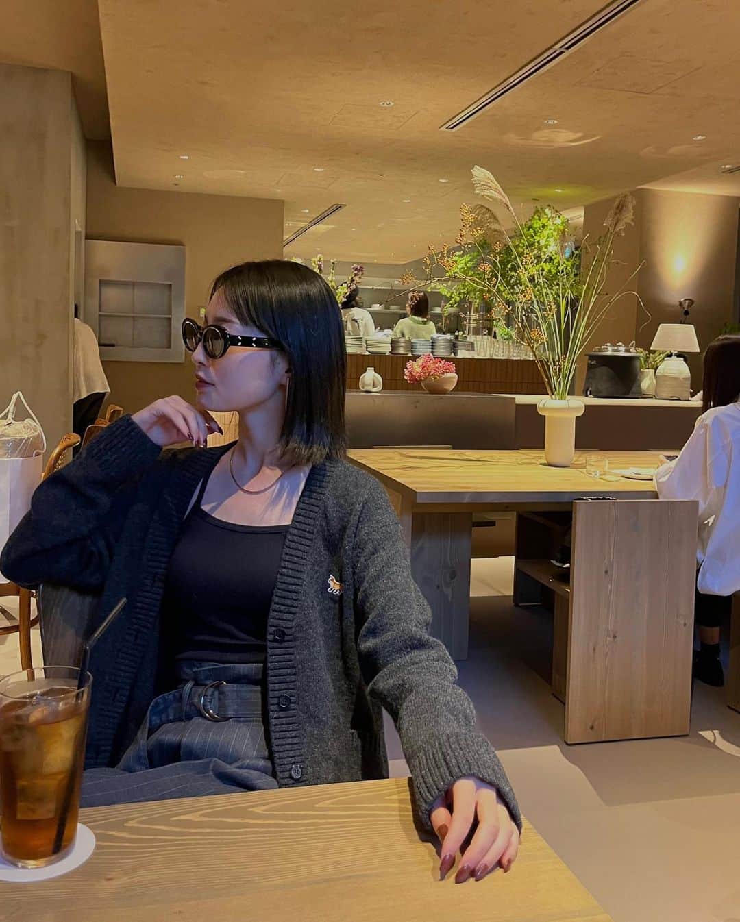 吉田南歩さんのインスタグラム写真 - (吉田南歩Instagram)「とある日🍂  代官山カフェ2件ハシゴ🐈‍⬛ 新しくできた施設みたいなところ、 カフェ3件くらい入ってて さいっこーっ😇🤍」10月21日 21時22分 - nanaho_yoshida