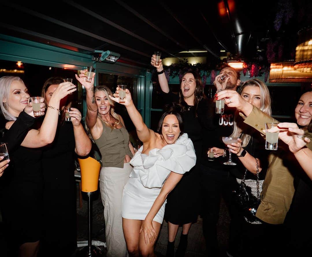 ヴィッキー・パティソンさんのインスタグラム写真 - (ヴィッキー・パティソンInstagram)「Here comes the... BRIDESMAIDS 😂🤩💕✨  There is something so beautiful about having long term friends that have witnessed multiple versions of you and loved you unconditionally through each version... 🥹✨  You guys have been by my side for the best part of 20 years, more in some cases.. We've celebrated each others milestones and been there for each other when things were hard. Together we got each other through losing Paul.. 🥹💙 There is no one else in the world I want standing by  when I say I do... than you lot 💕💐  Here's to the Patti-Ram's 2024.. and my bridesmaids 💐👰🏻‍♀️  Huge Thankyou to the amazing team at @victors_restaurants in Newcastle- jan and her girls were incredible and helped put together the perfect night!! Oh and @lovelilysunderland for the most amazing cakes ever, @katherinesflorists for my bouquets and @eyeofthetyne for capturing these beautiful moments.. 😍 I am honestly on cloud 9.. ✨」10月21日 21時22分 - vickypattison