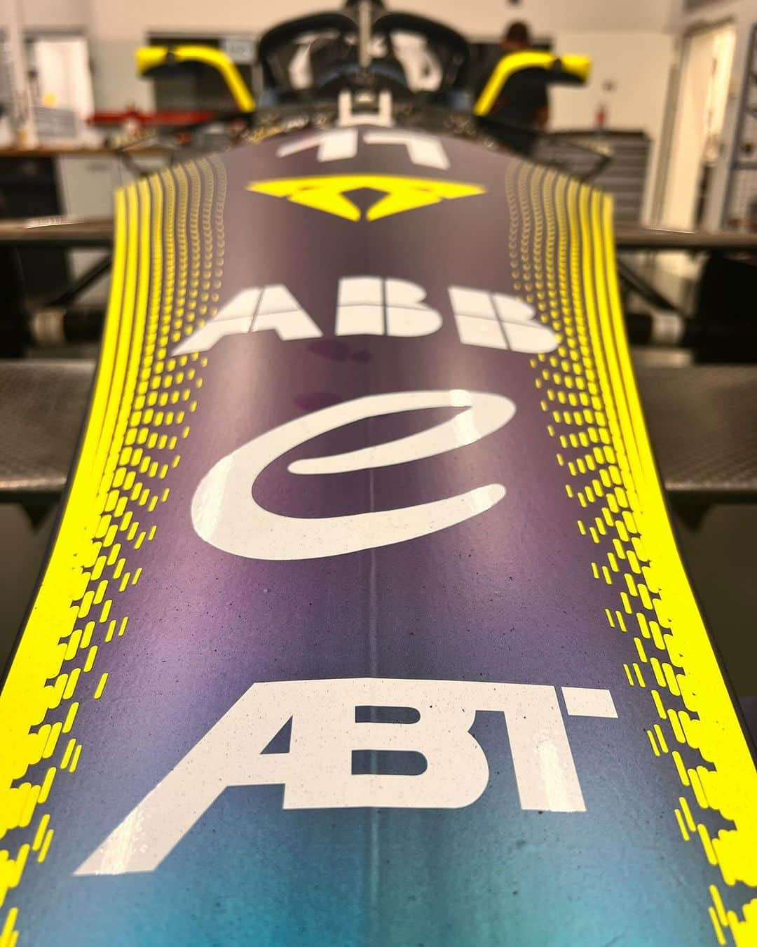 ルーカス・ディ・グラッシのインスタグラム：「Ready for testing 👊🏻  Next week happens the pre-season testing at Valencia track, as usual.  I can’t wait to get back in the car.  #FIAFormulaE #FormulaE #Electric #ElectricVehicle #Racing #Motorsport #ABB #ABBgroup #JuliusBar #JB #EY #BellHelmets #ABT #Cupra」