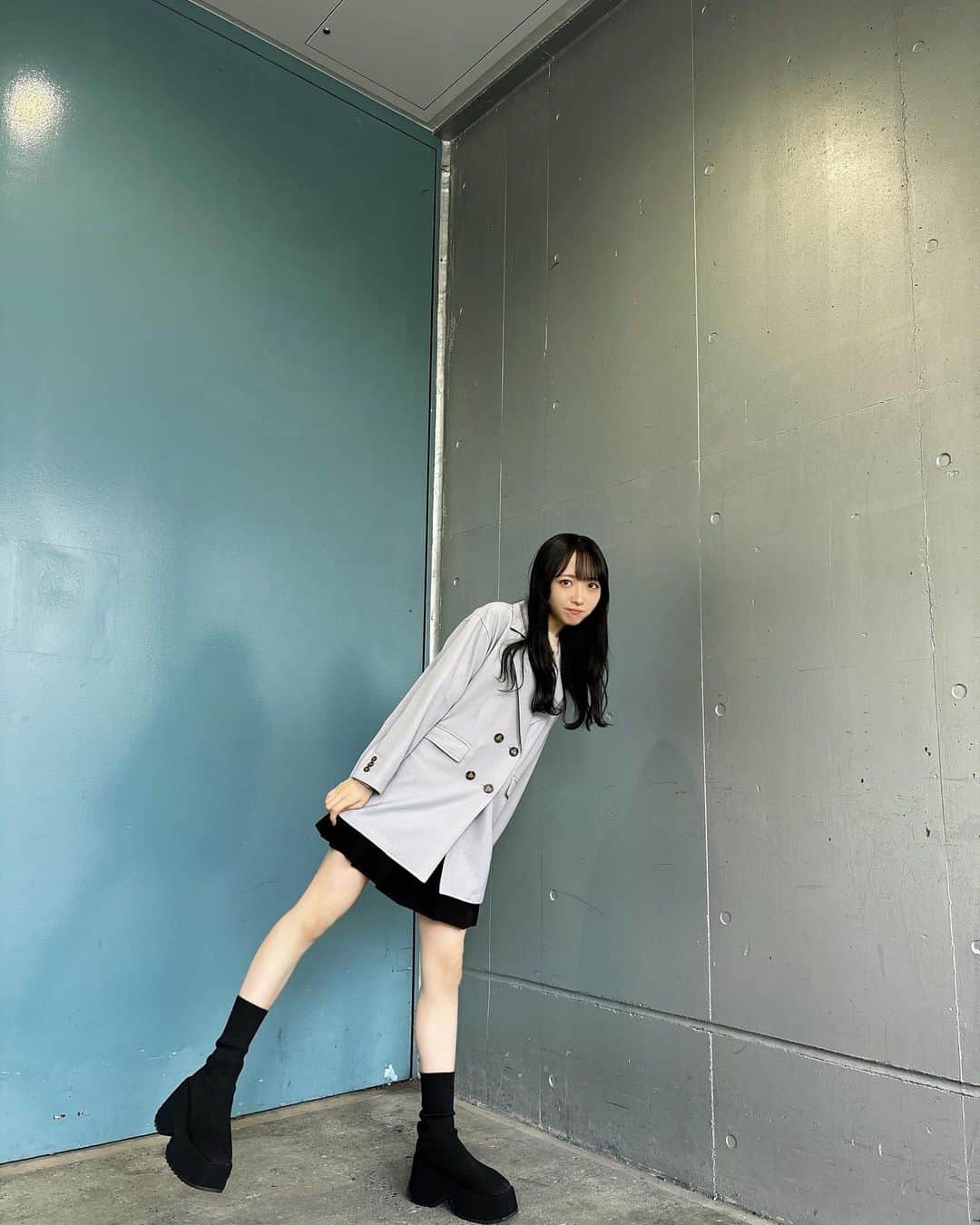 石田千穂さんのインスタグラム写真 - (石田千穂Instagram)「． 今日から10th singleお話し会始まりました 楽しかったよー、これから何卒です」10月21日 21時58分 - chiho_ishida