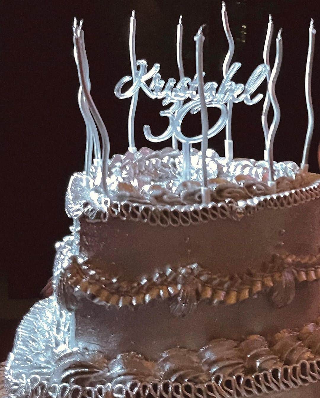 クリスティーナ・クレイトさんのインスタグラム写真 - (クリスティーナ・クレイトInstagram)「Birthday cake 🍰  Самый лучший праздник, запомню этот день на всю жизнь 🥹🫶」10月21日 22時29分 - kristabelkrayt