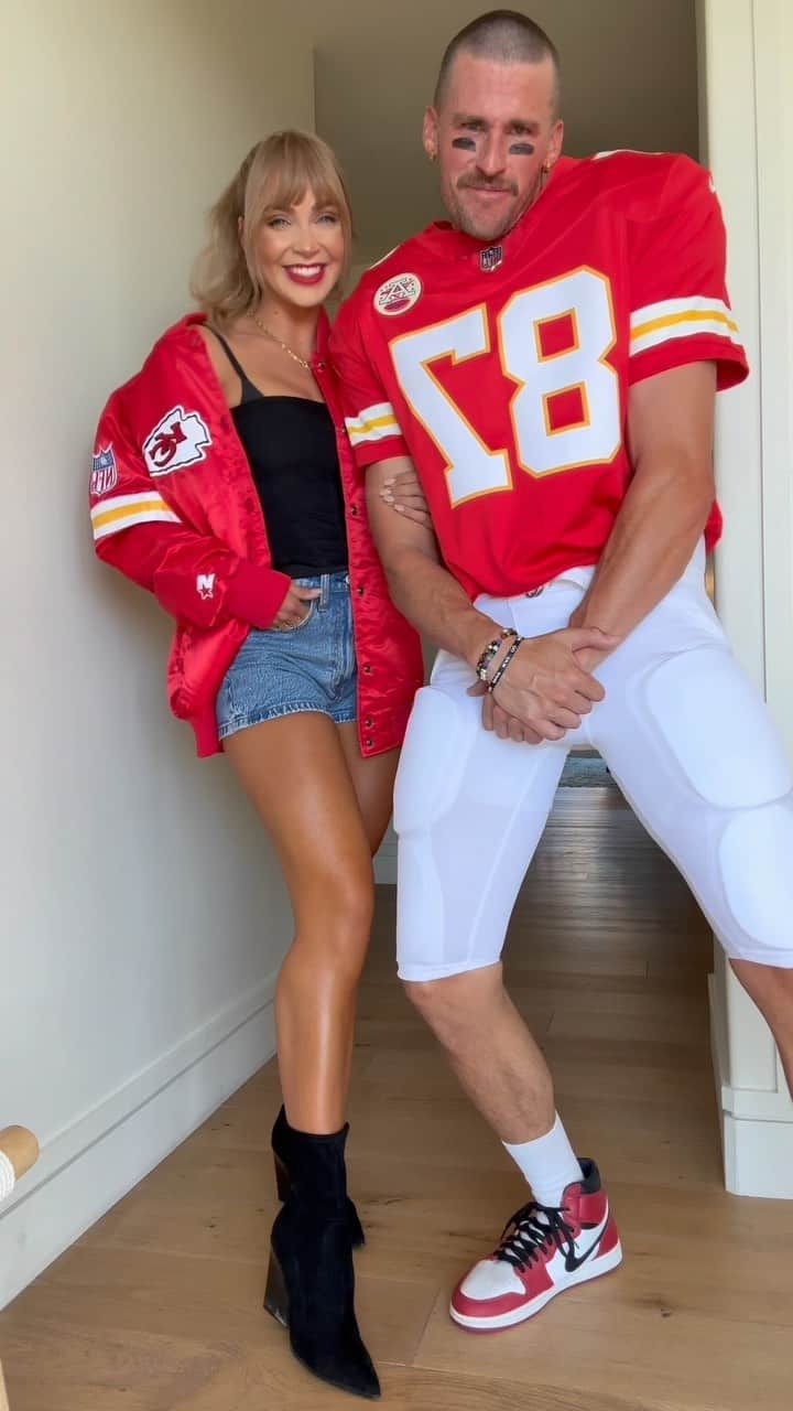 Cara Van Brocklinのインスタグラム：「I mean no one will measure up to Taylor and Travis…but we sure did give it our all ❤️ #taylorswiftandtraviskelce #taylorswiftandtraviskelcecostume #couplehalloweencostume #taylorandtraviscostume #travisandtaylorhalloweencostume https://liketk.it/4lFZI #travisandtaylor #traviskelceandtaylorswift」