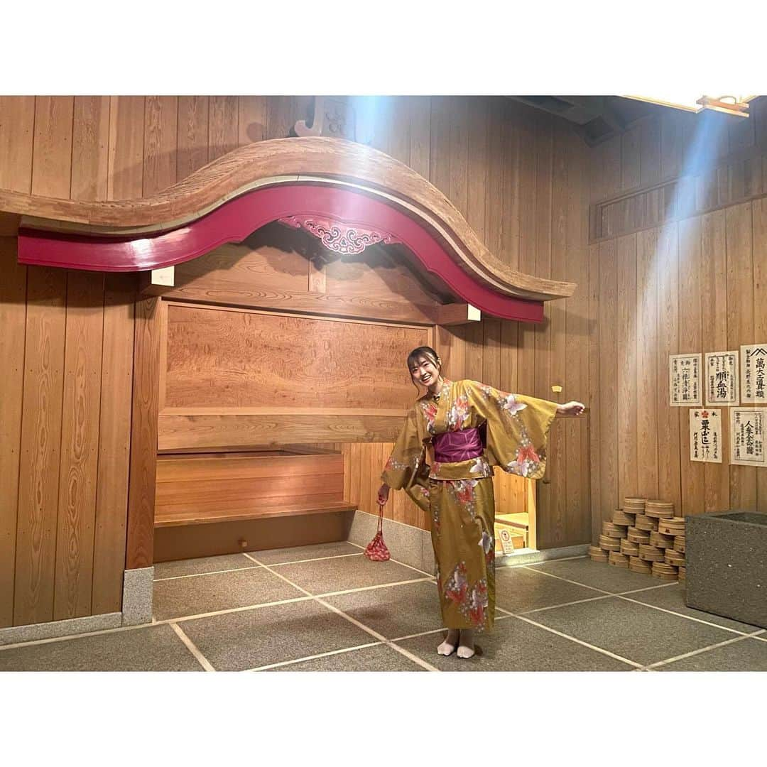 春名真依さんのインスタグラム写真 - (春名真依Instagram)「＊ 熱量たっぷり大阪編👘 おみくじも引きました〜！  ぜひご覧くださいっ！  #旅番組の向こう側 #YouTube」10月21日 22時38分 - harunamai_official