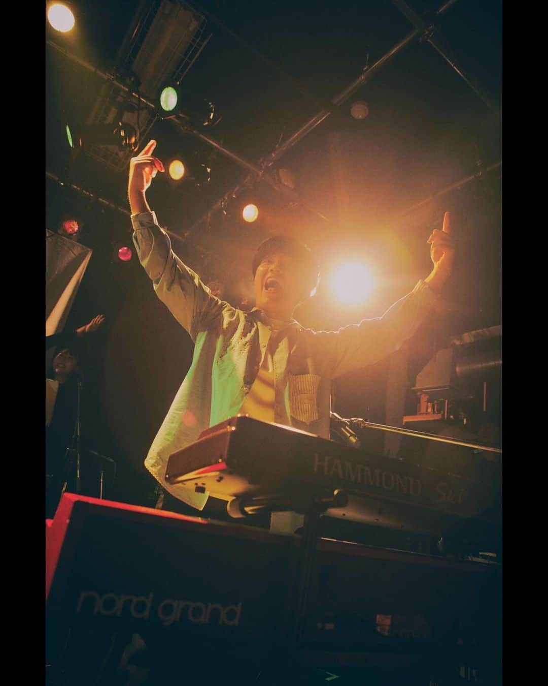 sumikaさんのインスタグラム写真 - (sumikaInstagram)「#sumika Live Tour 2023  『SING ALONG』  2023.10.21 秋田Club SWINDLE  #SINGALONG #シンガロング  撮影: @tetsuyayamakawa」10月21日 22時55分 - sumika_inc