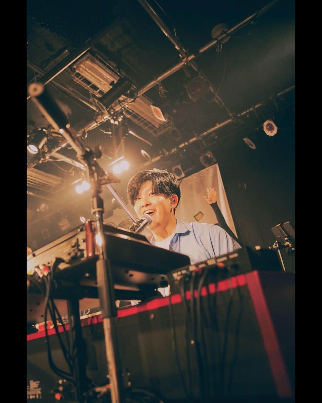 sumikaさんのインスタグラム写真 - (sumikaInstagram)「#sumika Live Tour 2023  『SING ALONG』  2023.10.21 秋田Club SWINDLE  #SINGALONG #シンガロング  撮影: @tetsuyayamakawa」10月21日 22時55分 - sumika_inc