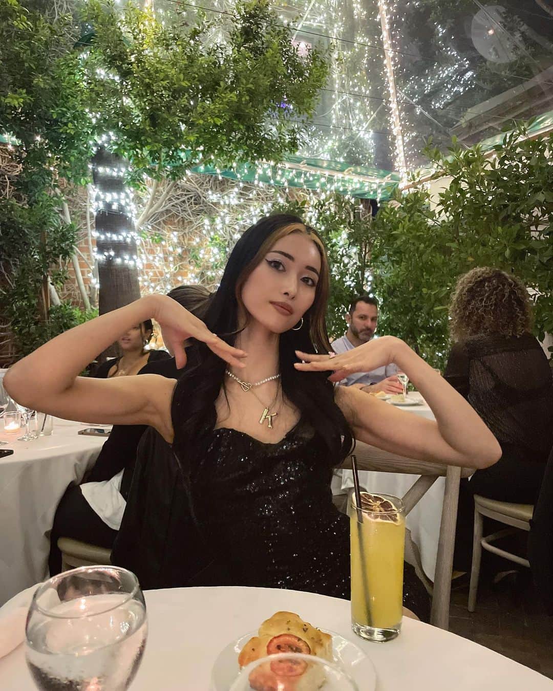 葉月蓮のインスタグラム：「☽𝑑𝑖𝑛𝑛𝑒𝑟 ‎☽  #ilcielo #beverlyhills #losangeles #dinner #海外旅行 #ootd」