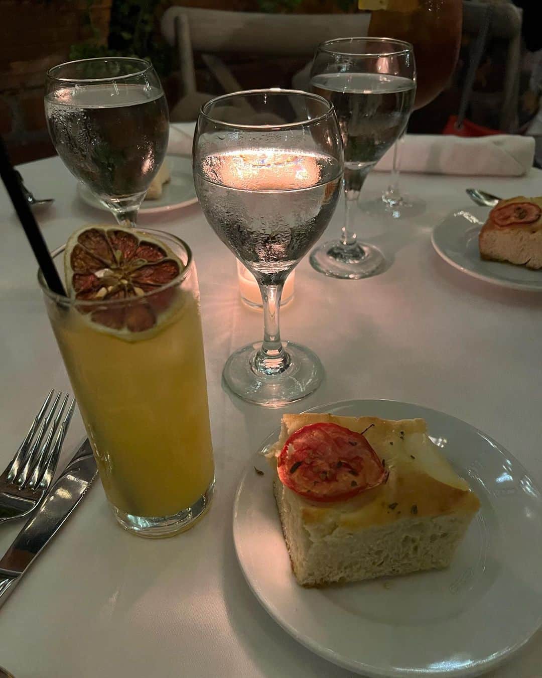 葉月蓮さんのインスタグラム写真 - (葉月蓮Instagram)「☽𝑑𝑖𝑛𝑛𝑒𝑟 ‎☽  #ilcielo #beverlyhills #losangeles #dinner #海外旅行 #ootd」10月21日 23時14分 - hazuki_ren_