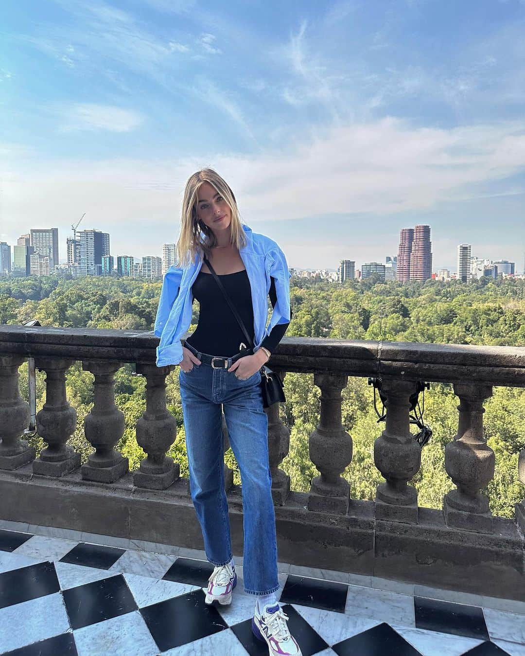 Elizabeth Turnerさんのインスタグラム写真 - (Elizabeth TurnerInstagram)「learning about a different culture = renewed spirit ✈️🌎 CDMX... what a city!!!!」10月21日 23時18分 - elizabethcturner