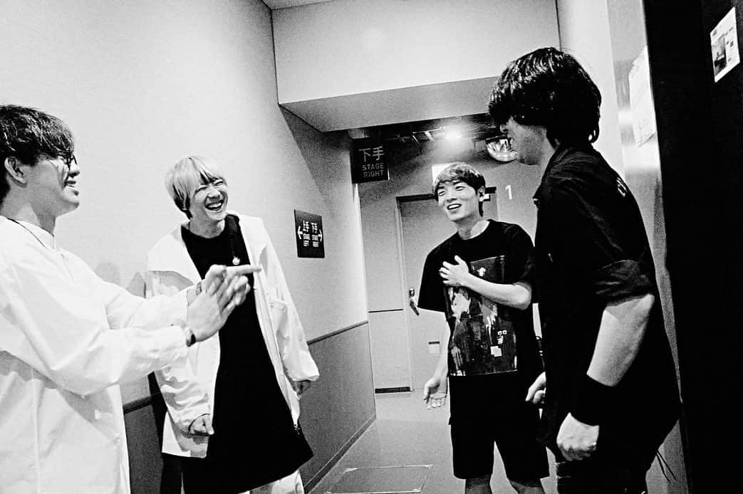 江口雄也さんのインスタグラム写真 - (江口雄也Instagram)「▼  2023/10/20 tour other cut  📸( @hamanokazushi )」10月21日 23時18分 - bluengt