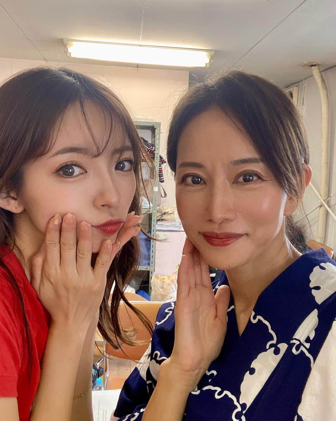 のインスタグラム：「今日はレビュー振り付けの稽古でした。  振付指導のカンナ役美咲ちゃん、腹筋がバキバキに割れててビックリ🤣  #売春島2023」