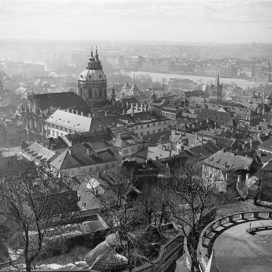 lifeのインスタグラム：「Aerial view of buildings in Prague, 1947.   (📷 Alfred Eisenstaedt/LIFE Picture Collection)   #LIFEMagazine #LIFEArchive #AlfredEisenstaedt #1940s #Europe #Destinations」