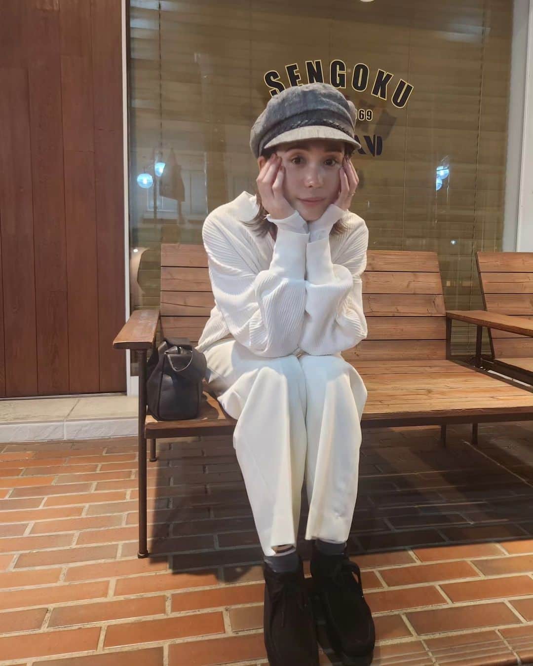 福田メイコさんのインスタグラム写真 - (福田メイコInstagram)「. 去年買ったカーディガン今年の方が着てる🐻‍❄️ #私服」10月22日 0時41分 - fukudameiko