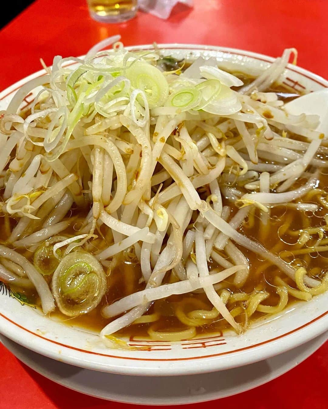 江口寿史さんのインスタグラム写真 - (江口寿史Instagram)「松本に来たのは2009年以来。14年前も食べたラーメン藤。飲んだ後につい入っちゃういけない系のラーメン。健在で嬉しかったよ。」10月22日 0時37分 - egutihisasi