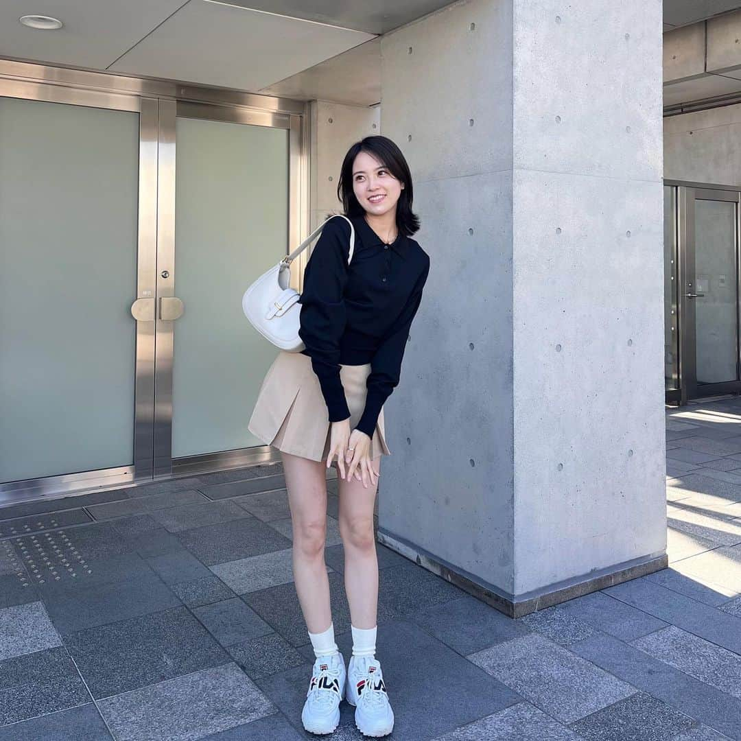 猪瀬百合さんのインスタグラム写真 - (猪瀬百合Instagram)「秋コーデ🍁❤︎  Tops #ZARA Skirts,Bag #GRL Shoes #FiLA  #秋服 #骨格ストレート」10月22日 0時42分 - inose_yuri