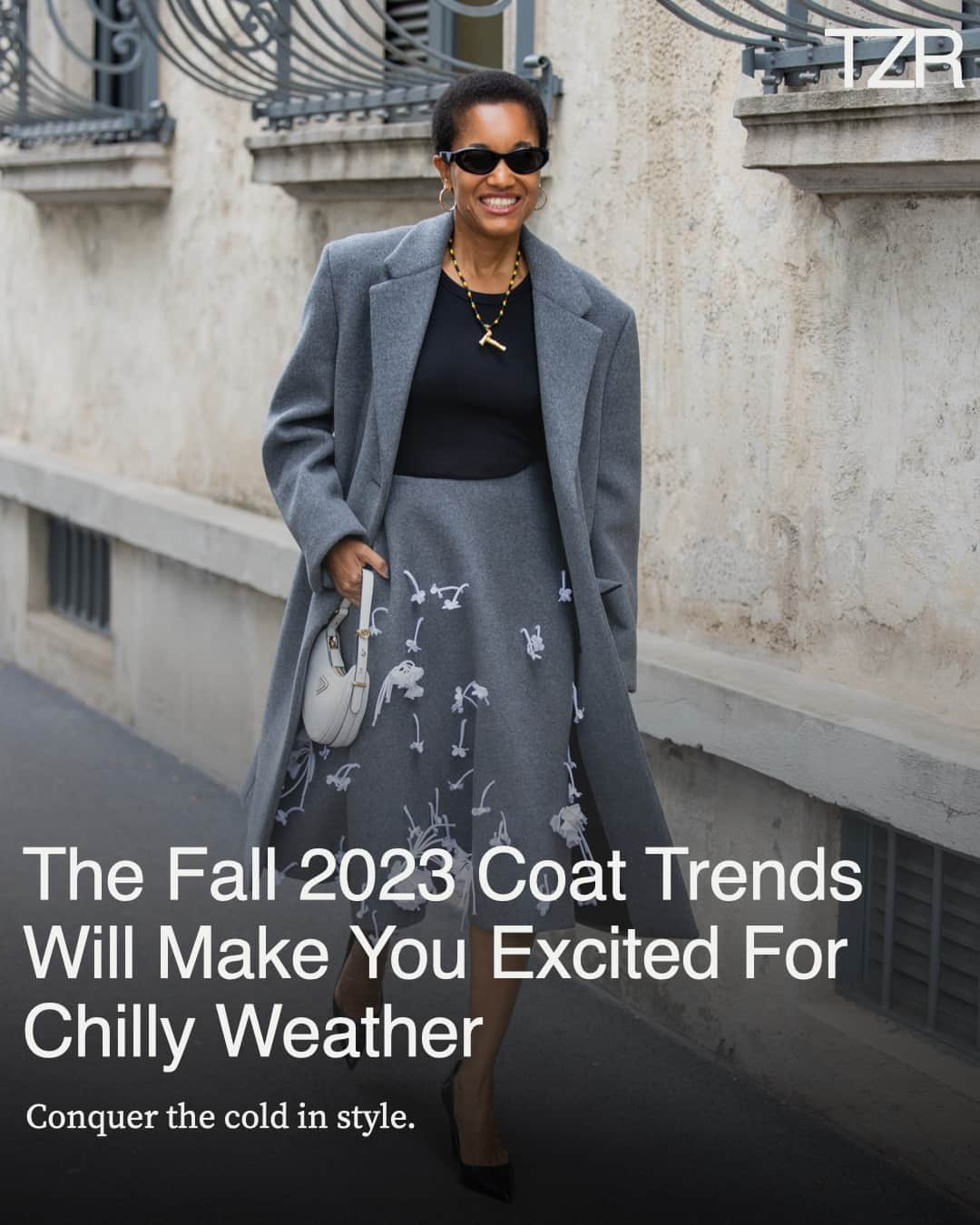 The Zoe Reportのインスタグラム：「Bundle up, baby. Tap the link in our bio for fall’s 6 biggest coat trends, as predicted by the industry’s outerwear experts.⁠ ⁠ 📷: Getty」