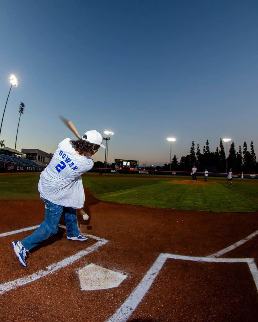 vansのインスタグラム：「Great times at the Rowan 2 launch event in Fullerton, CA last night. From Rowan’s invitational baseball game to the world premiere of BLURRY, thanks to everyone for joining. The Rowan 2 is available now at skate shops and Vans retailers worldwide!」