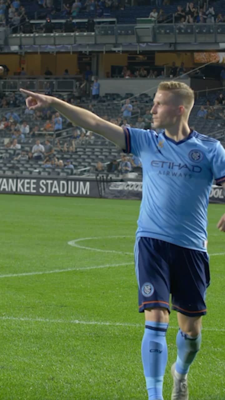ニューヨーク・シティFCのインスタグラム：「Rolling it 🔙 to The Ringleader’s golazo vs. Chicago 🎪」