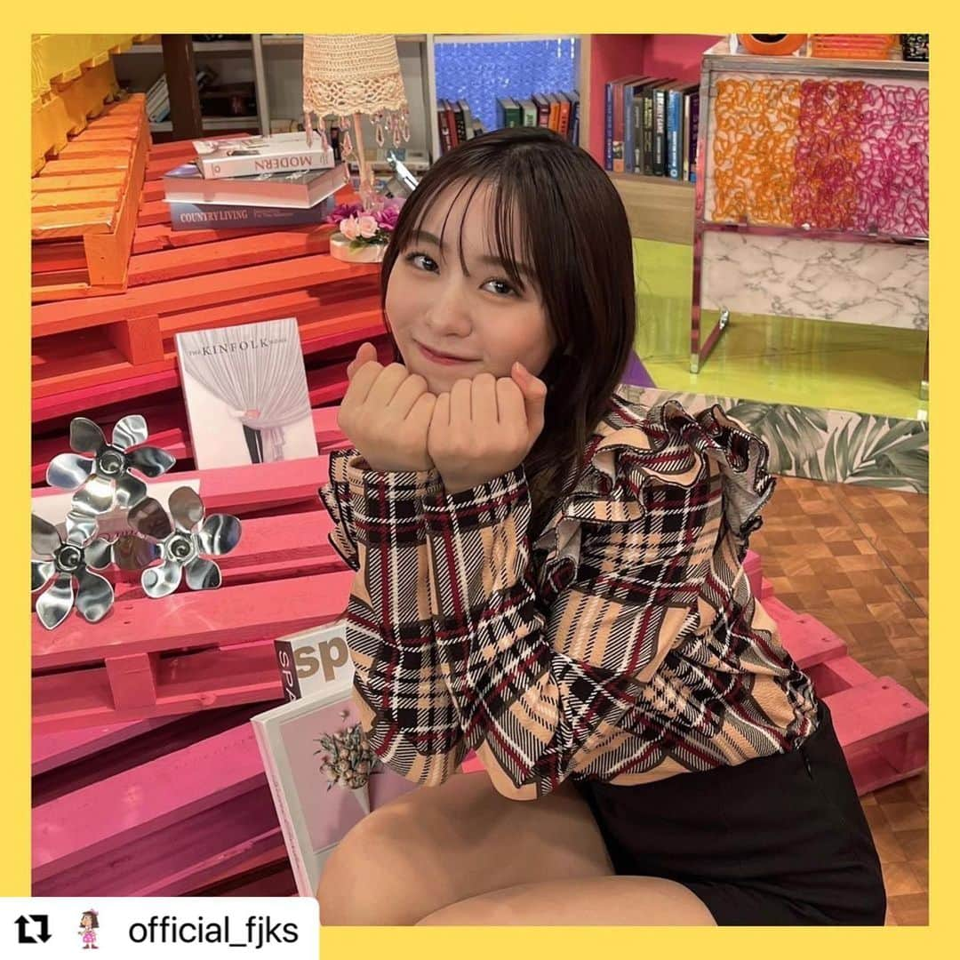 沖玲萌さんのインスタグラム写真 - (沖玲萌Instagram)「#Repost @official_fjks with @use.repost ・・・ ［ by #沖玲萌 ］  #オールナイトフジコ ありがとうございました！2期生が来てドキドキしてたけど..とっても楽しかった！！😆😆1期生ガッツ見せました🔥  フジコーズはとても仲がいいので、そうゆう関係になれたらいいなぁ💭と帰り道が一緒の2期生メンバーとたくさんお話して帰ってきました😳  これからの活動が楽しみです💗」10月22日 1時34分 - remoni_oki