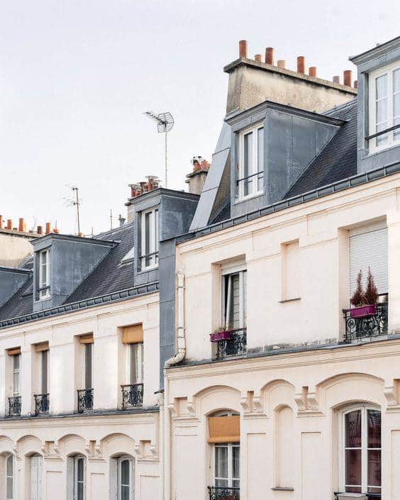 のインスタグラム：「Paris, capitale de l'amour et de la mode ✨ Avez-vous déjà visité cette ville ?   #MorganDeToi #NouvelleCollection #NewCo #VentDAutomne #MailleManteaux」