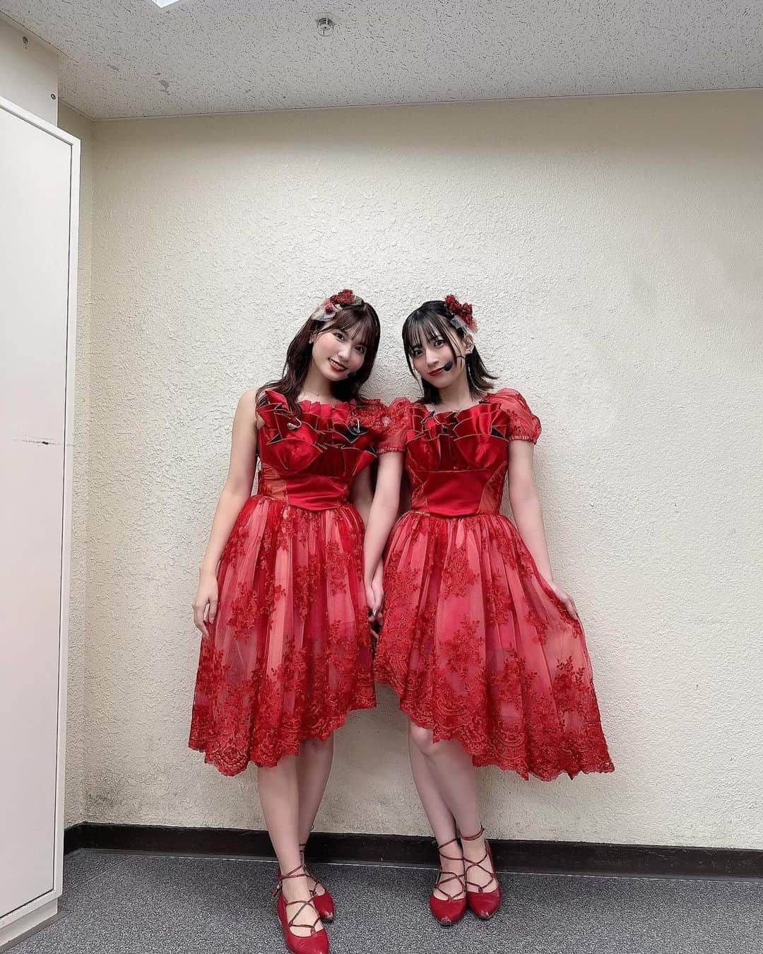 谷口めぐさんのインスタグラム写真 - (谷口めぐInstagram)「.  #akb48武道館 コンサート 1日目と2日目ありがとう🫶🏻  劇場公演曲リクアワでは オリジナル曲の｢She's gone｣が 第3位に...！✨️  本当にありがとうございます💃 こんなに上位に来るとは思ってなかったので本当に嬉しい...！  1日目と2日目のオフショまとめて載せるね〜  ちなみに1日目はなすになったよ🍆」10月22日 12時20分 - o_megu1112