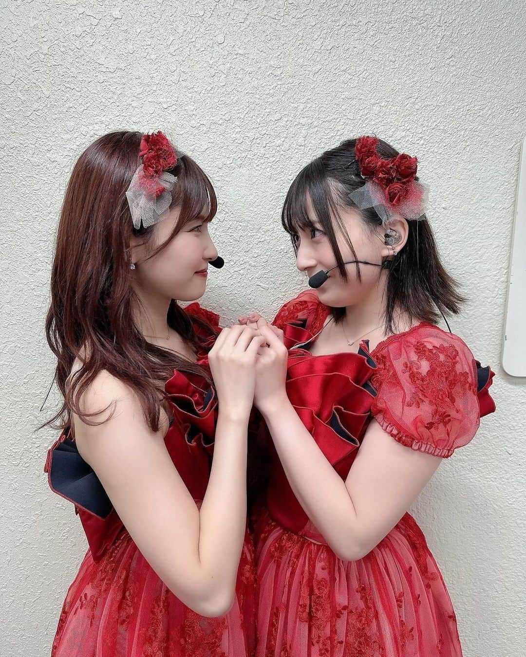 谷口めぐさんのインスタグラム写真 - (谷口めぐInstagram)「.  #akb48武道館 コンサート 1日目と2日目ありがとう🫶🏻  劇場公演曲リクアワでは オリジナル曲の｢She's gone｣が 第3位に...！✨️  本当にありがとうございます💃 こんなに上位に来るとは思ってなかったので本当に嬉しい...！  1日目と2日目のオフショまとめて載せるね〜  ちなみに1日目はなすになったよ🍆」10月22日 12時20分 - o_megu1112