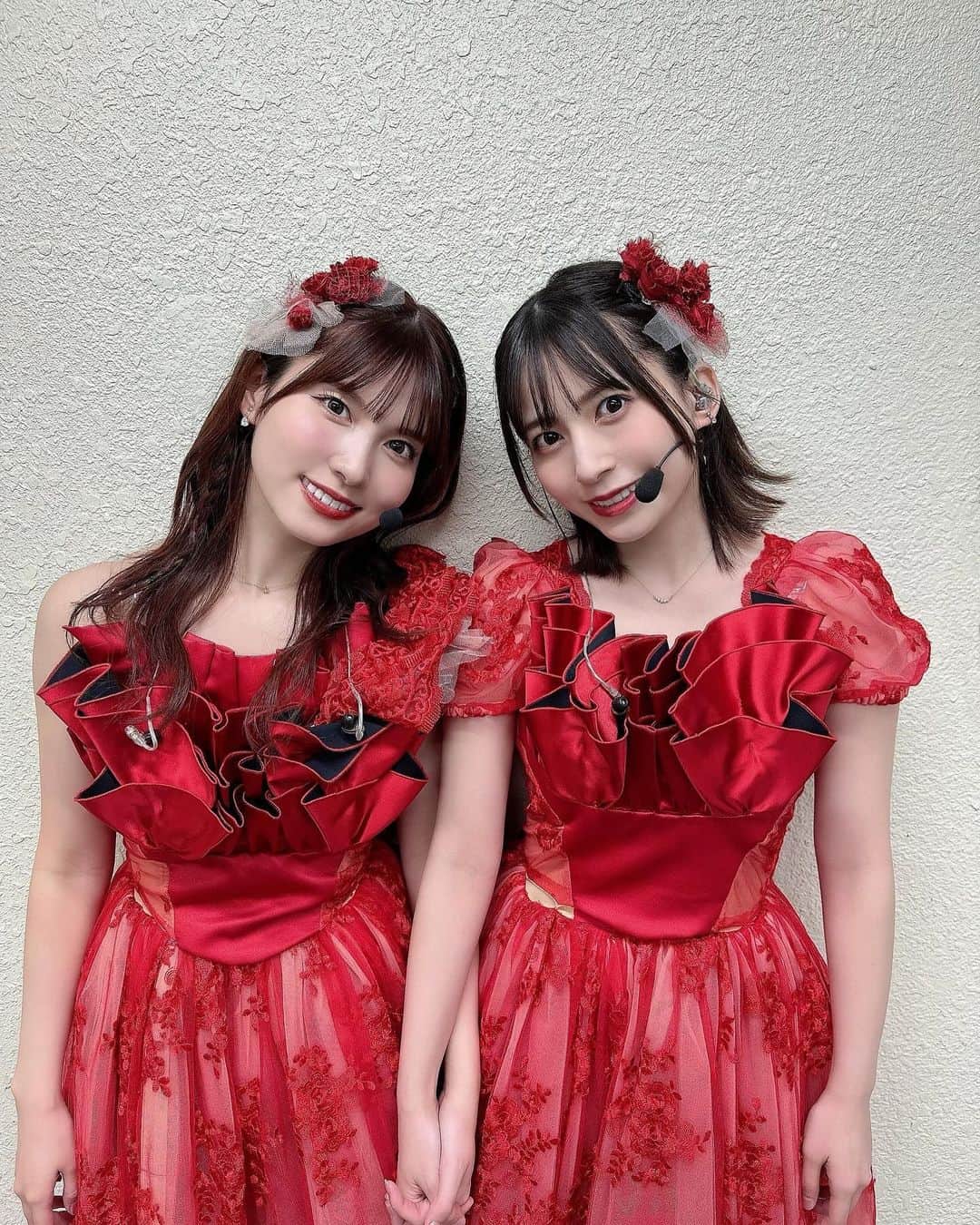 谷口めぐのインスタグラム：「.  #akb48武道館 コンサート 1日目と2日目ありがとう🫶🏻  劇場公演曲リクアワでは オリジナル曲の｢She's gone｣が 第3位に...！✨️  本当にありがとうございます💃 こんなに上位に来るとは思ってなかったので本当に嬉しい...！  1日目と2日目のオフショまとめて載せるね〜  ちなみに1日目はなすになったよ🍆」