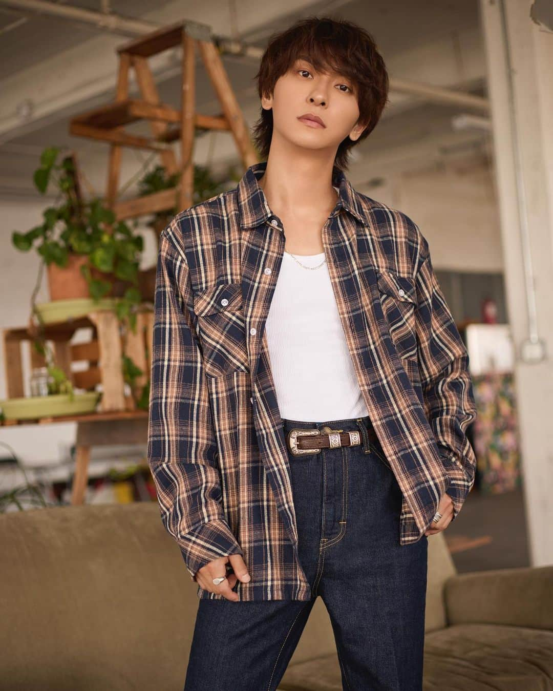 與真司郎のインスタグラム：「「446 - DOUBLE FOUR SIX-23-24AW Collection」  23-24AW Collection販売期間中です！  ■販売期間 10/21(土)11:00〜11/12(日)23:59 ※受注販売では無い為、数量限定販売になります。  * *  On sale now!  Oct. 21th 11:00～Nov. 12th 23:59  @446_double_four_six   #446DOUBLEFOURSIX #DOUBLEFOURSIX #SHINJIROATAE #與真司郎」