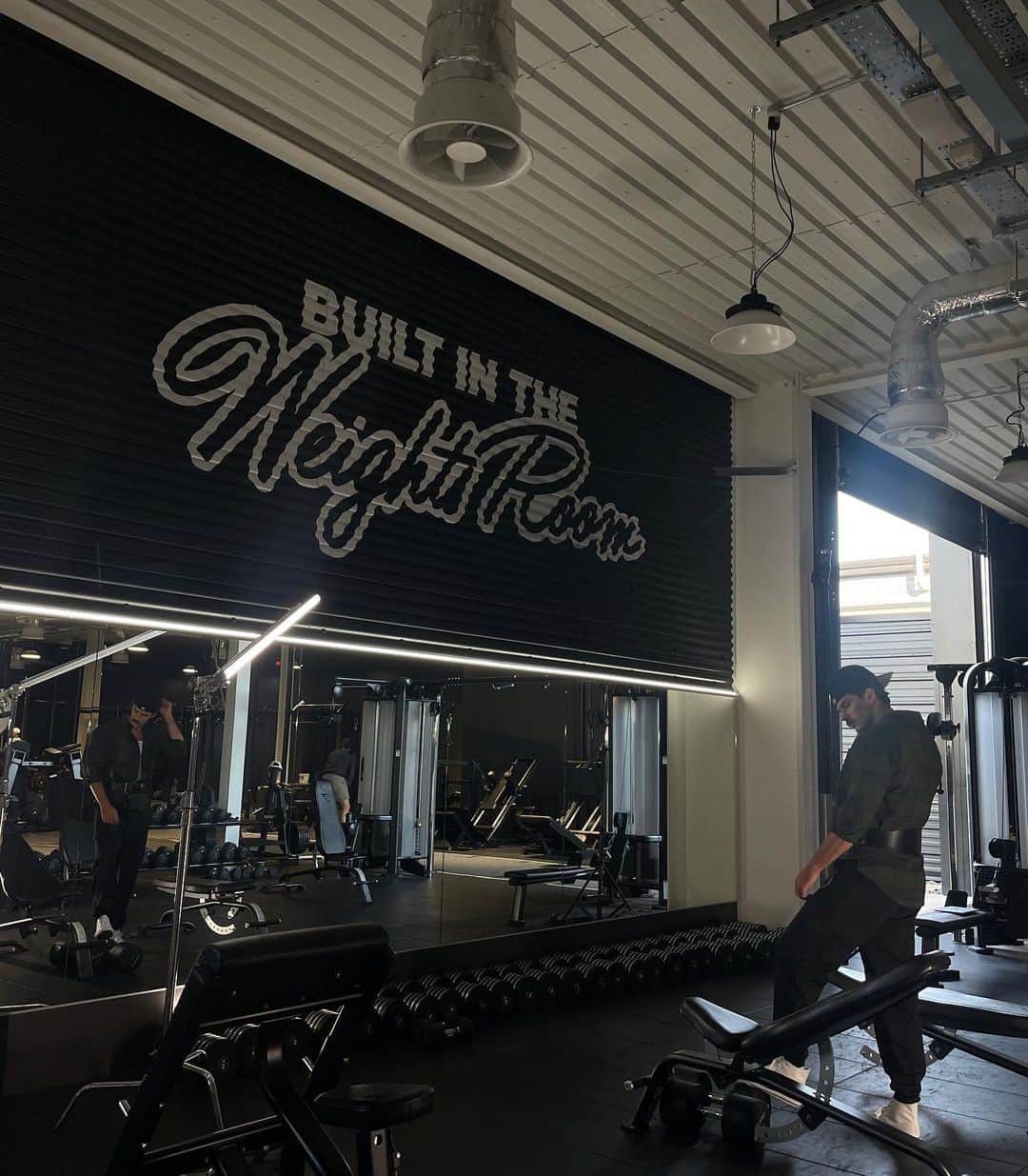 Steven Kellyさんのインスタグラム写真 - (Steven KellyInstagram)「few days in the UK 🦾  gymshark code (skelly)」10月22日 4時10分 - stevenkelly