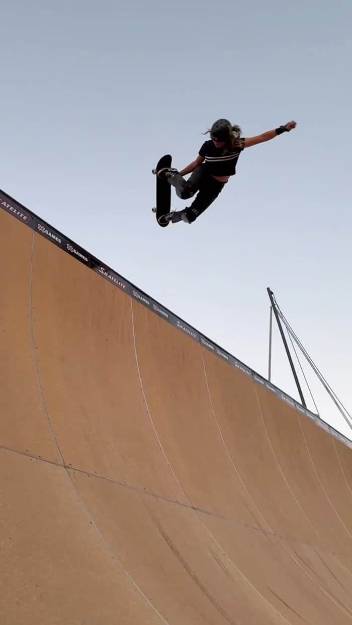のインスタグラム：「Vert Ramp ASMR  @whenwewereyoungfest ❌ #XGames Vert Jam 👇 ℹ️  📅 October 21 & 22 🕜 1:30pm & 5:30pm PT  📹: @johnnicholsoniv」
