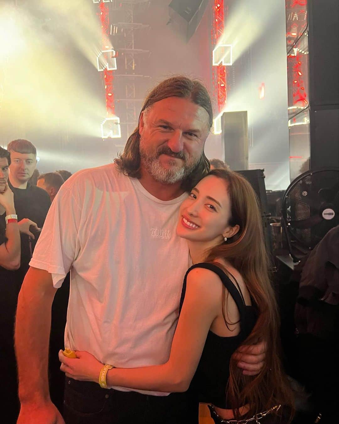 眞木美咲パメラのインスタグラム：「@solomun  He is the legend👑　big hug❤️❤️❤️  #ade #Solomun」