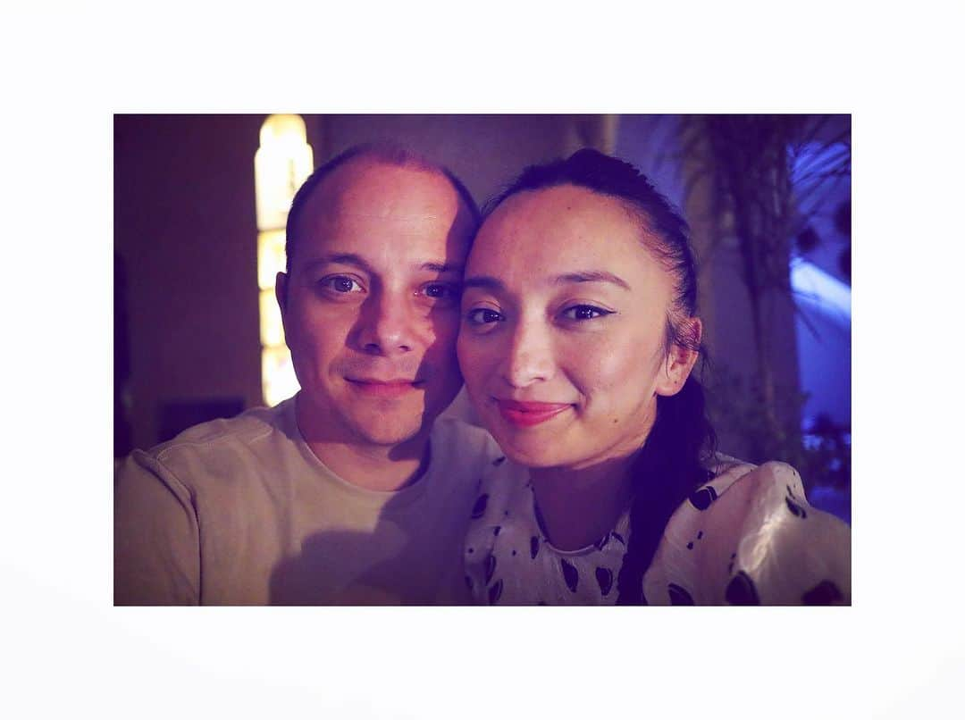 ダイアナ湯川のインスタグラム：「Happy Birthday to this guy! How are you 39??!!!  Your girls love you like crazy (me included) ♥️  #happybirthday #birthday #husband #love #family #loveyou」