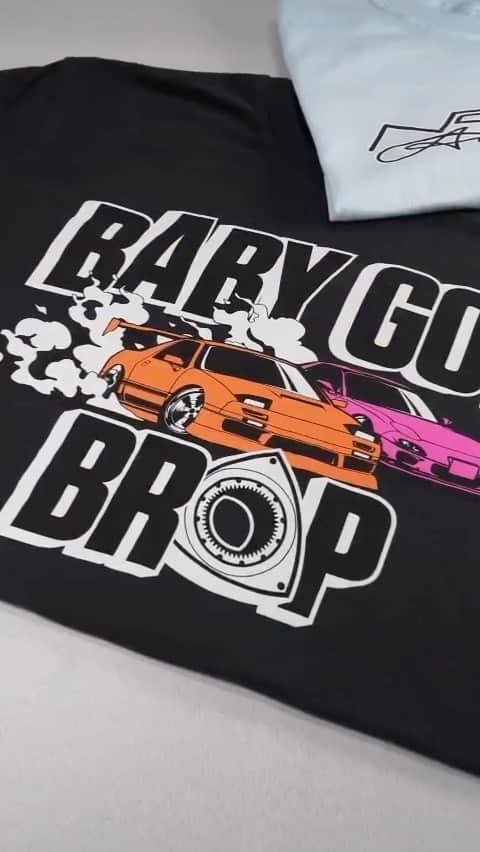 T-ペインのインスタグラム：「Exclusive “Baby got Brap” T-Shirts available now‼️ Check the link in the bio or go to nappyboyautomotive.com and pick your favorite color 🔥  #BabygotBrap #nappyboyauto」