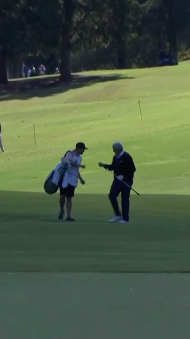 チョン・インジのインスタグラム：「We see you Monty. 🏴󠁧󠁢󠁳󠁣󠁴󠁿🫡  Colin Montgomerie with an eagle holeout from the fairway on the 9th!  📺: @deccgolf on Golf Channel & @peacock | @pgatourchampions」