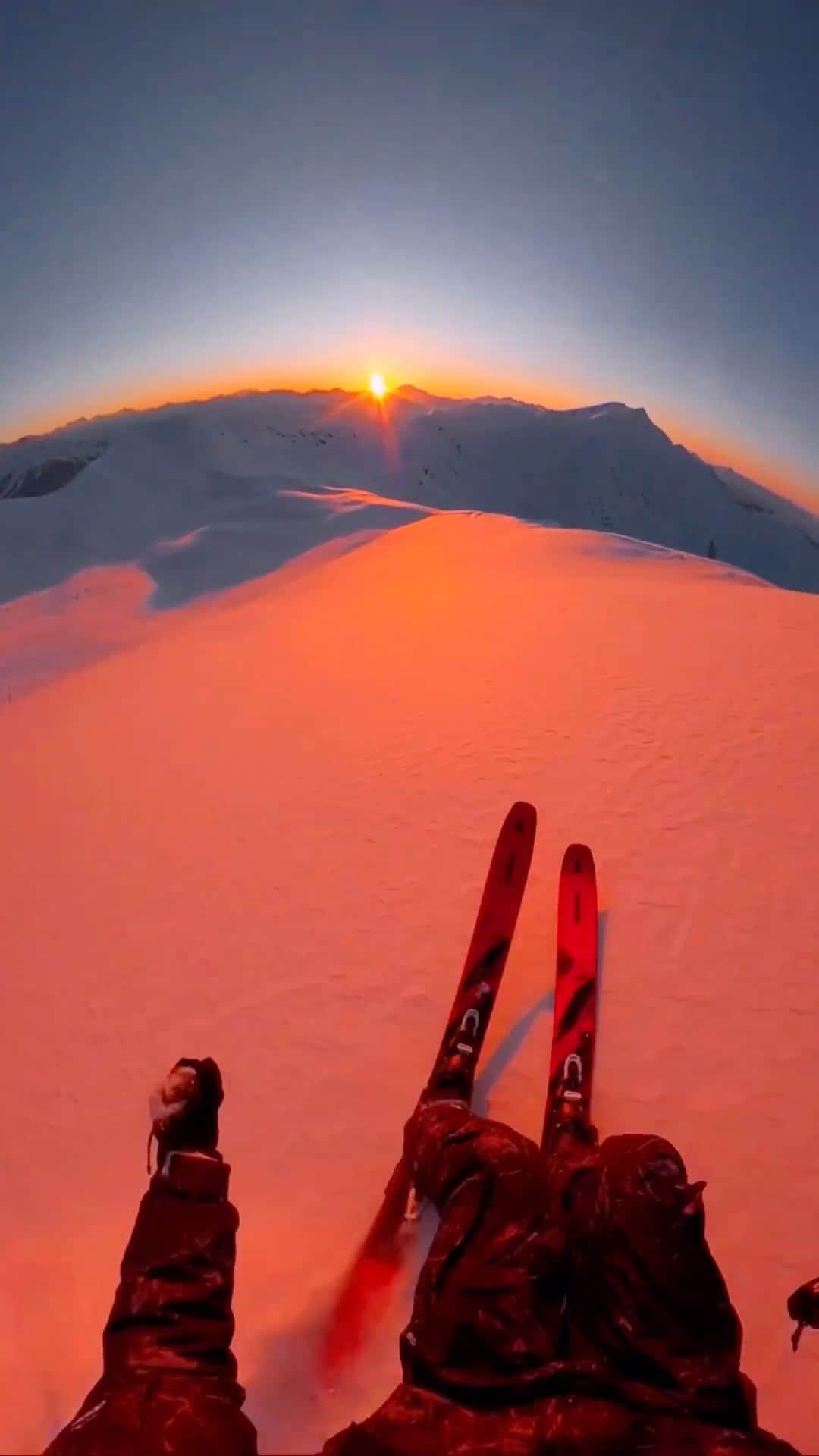 のインスタグラム：「If this doesn't get you stoked for ski season we don't know what will.   🎥 @anthonyroobert」