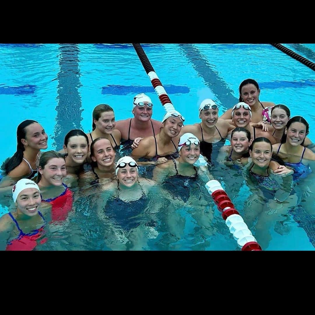 ケイティ・レデッキーさんのインスタグラム写真 - (ケイティ・レデッキーInstagram)「A fun few days back at my alma mater🌲♥️ @stanfordwswim @stanford」10月22日 7時30分 - katieledecky