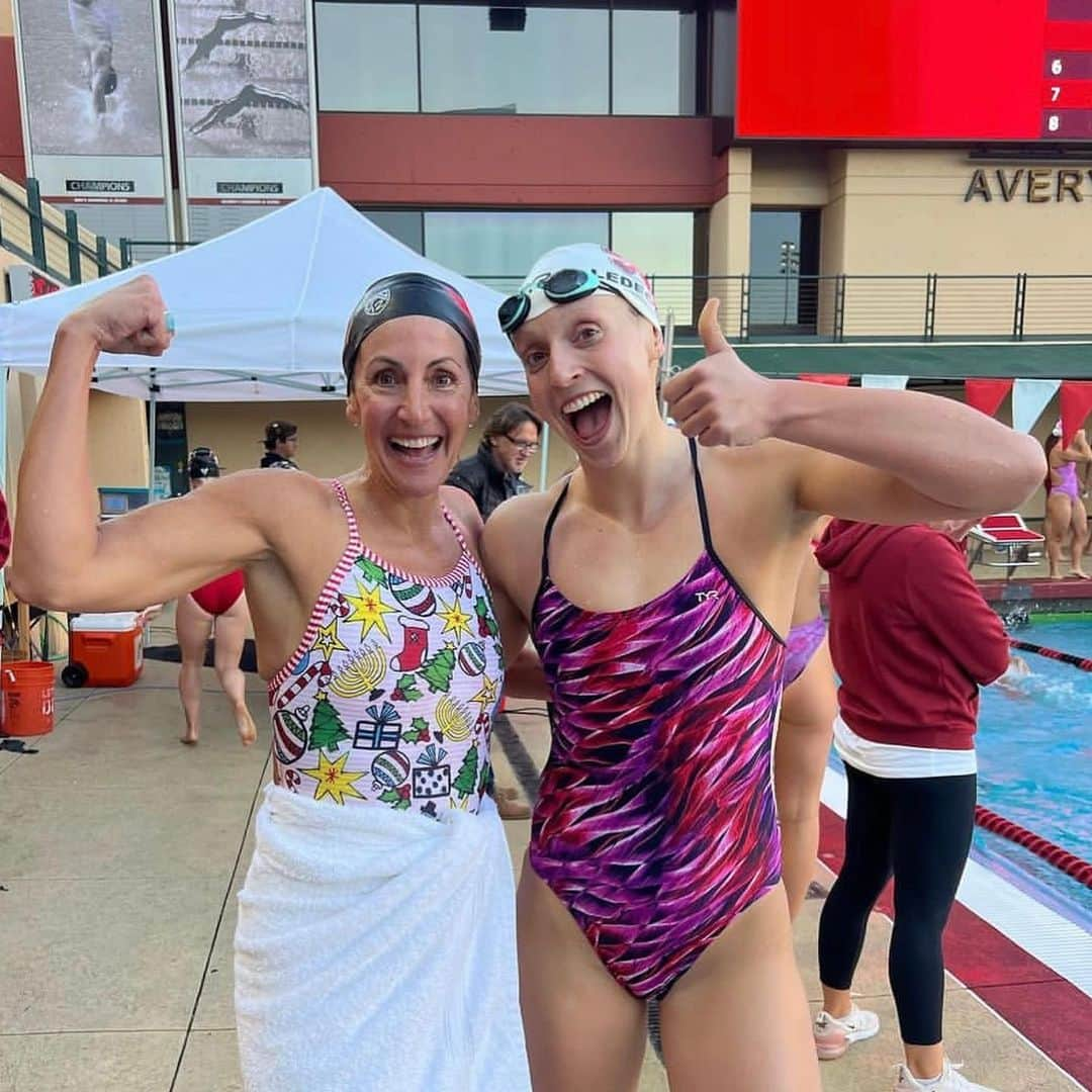 ケイティ・レデッキーさんのインスタグラム写真 - (ケイティ・レデッキーInstagram)「A fun few days back at my alma mater🌲♥️ @stanfordwswim @stanford」10月22日 7時30分 - katieledecky