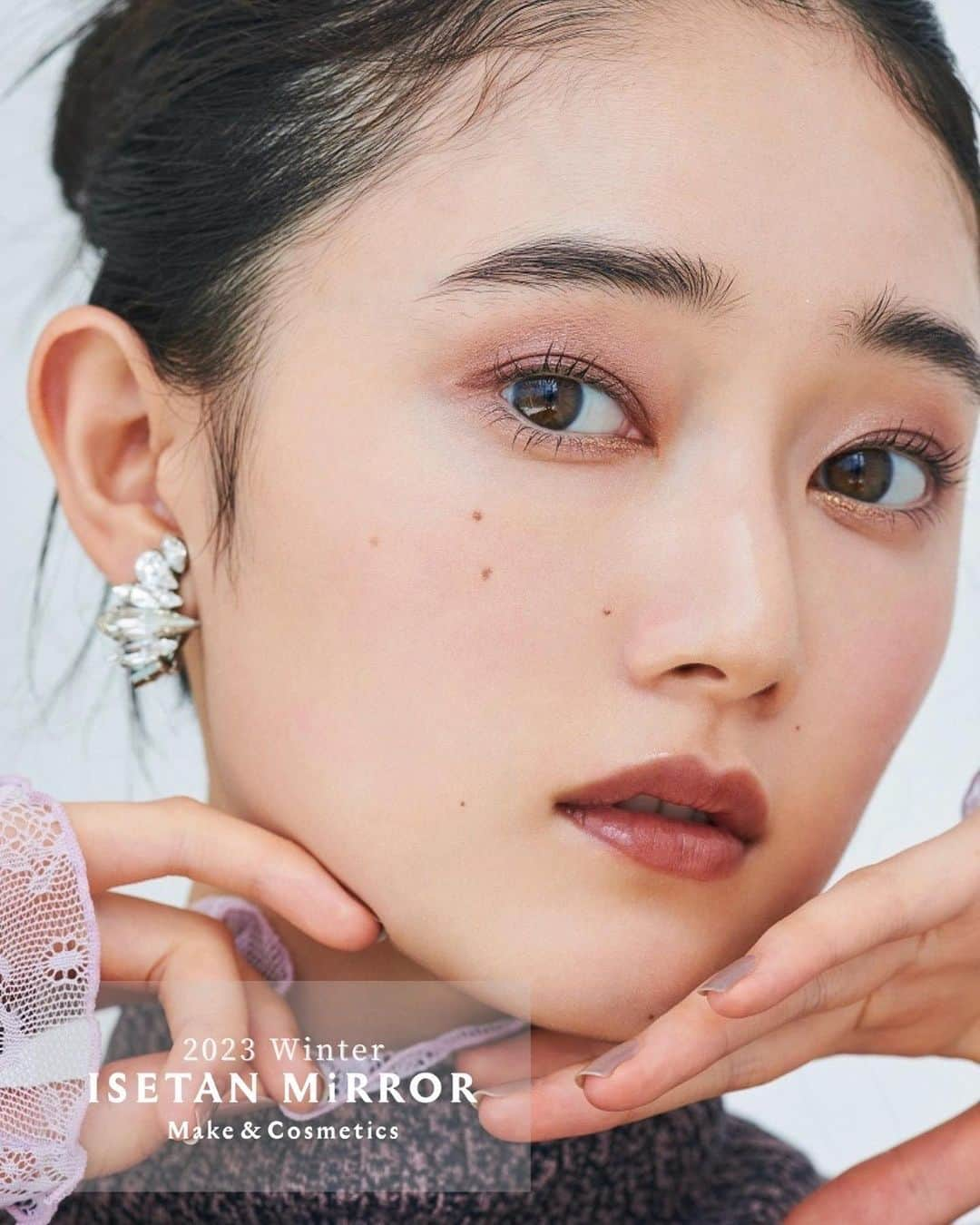 椎名美月のインスタグラム：「. 2023 Winter ISETAN MiRROR Make & Cosmetics  @isetanmirror  @hanamura.k  @hirayama_tatsumi  @kousei_goto」