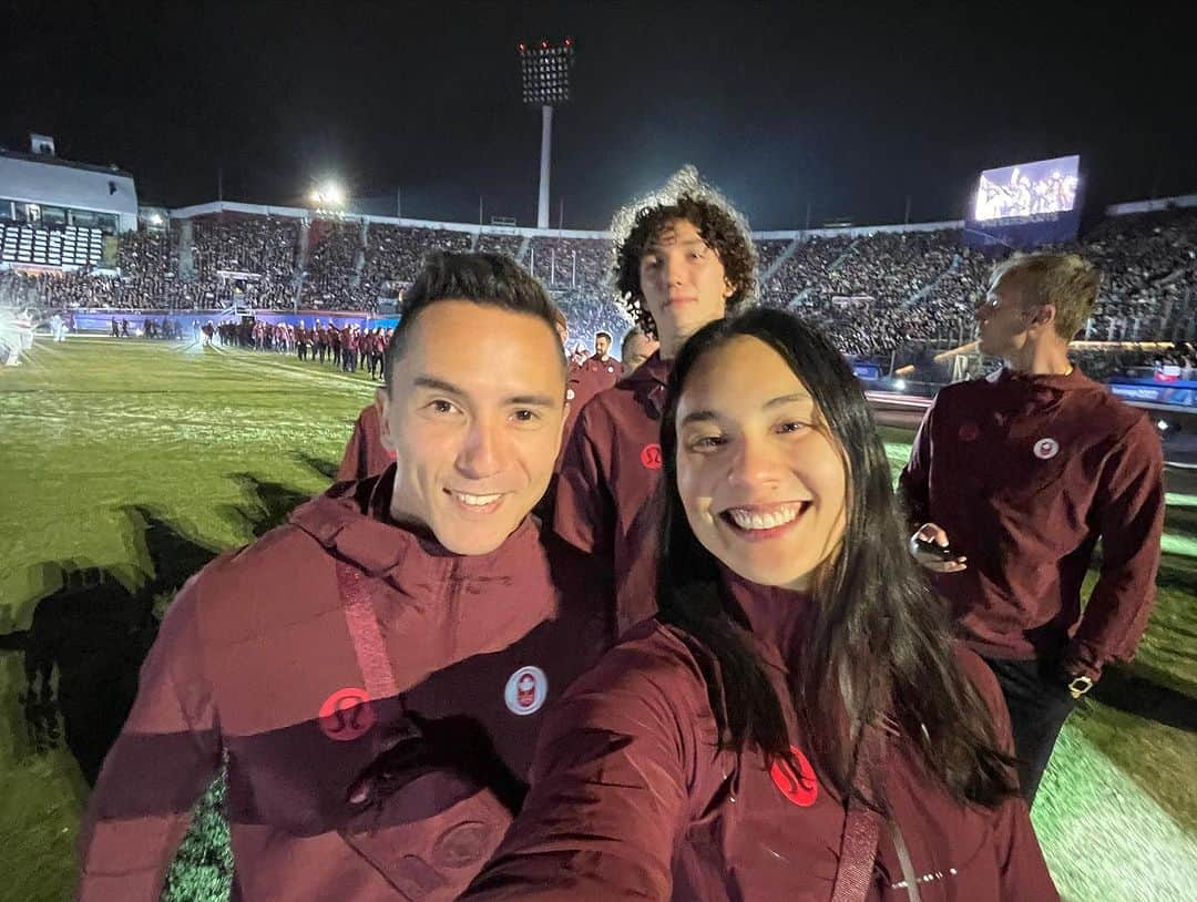 アラーナ・イップさんのインスタグラム写真 - (アラーナ・イップInstagram)「PanAm Games @santiago2023oficial so far: team pictures (lots of them), opening ceremony, training ft cute gym dogs, team board games, my cosy room  Tomorrow my competition starts with women’s combined semis. Let’s go! 😈」10月22日 9時03分 - alannah_yip