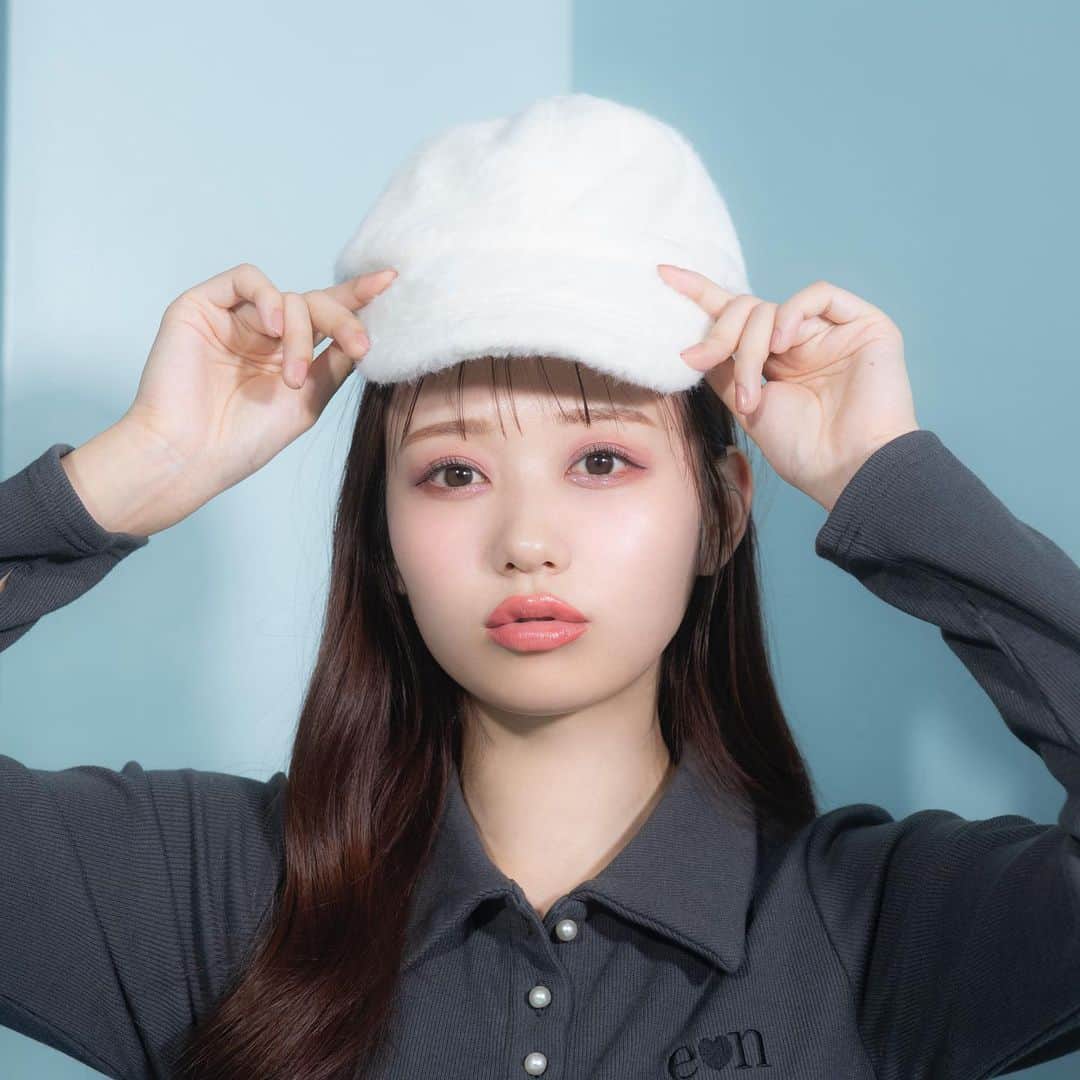 evelynのインスタグラム：「winter collection🐰♥︎ Coming Soon Item ㅤㅤㅤㅤㅤㅤㅤㅤㅤㅤㅤㅤㅤ AKB48 大盛真歩さんが着るevelyn冬コレクション♥︎ ㅤㅤㅤㅤㅤㅤㅤㅤㅤㅤㅤㅤㅤㅤㅤㅤㅤㅤㅤㅤㅤㅤㅤㅤㅤㅤ \ 10月下旬入荷予定 / #長袖リブポロOP ¥8,900 ㅤㅤㅤㅤㅤㅤㅤㅤㅤㅤㅤㅤㅤ #evelyn #エブリン」