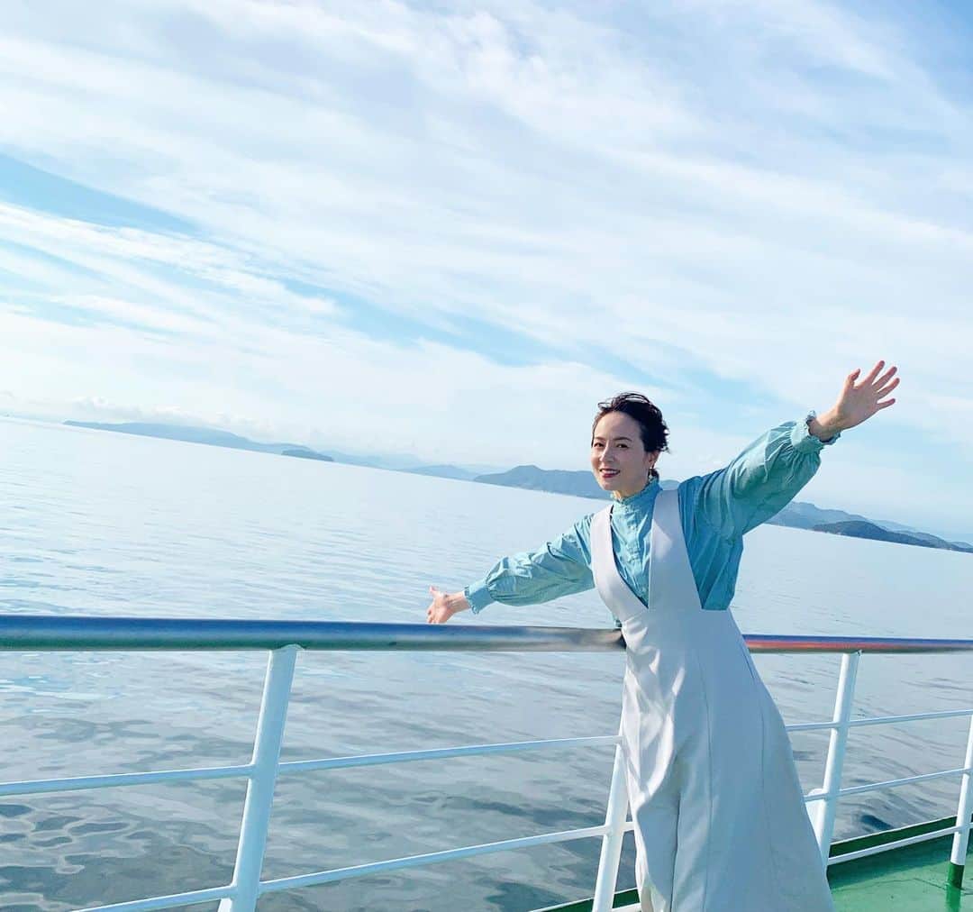 木内晶子さんのインスタグラム写真 - (木内晶子Instagram)「「香川で楽しむ島旅のススメ」 TSCテレビせとうち　10月22日（日）　 午後１時３０分～午後２時　放送  再放送10月23日（月） 午後１時５５分～午後２時２５分　放送  まだまだ知らないことがいっぱい 新たな魅力をたくさん体験できました！  本日是非、ご覧下さい🎵 #島旅#グルメ#魅力#島#瀬戸内海 #アート #深呼吸#船旅#うどん県  #楽しい#最高 #別世界#タイムスリップ #体験」10月22日 10時17分 - akiko0902kinouchi