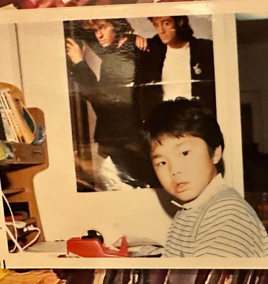 西寺郷太のインスタグラム：「ただただ単純にワム！が好きな小学生でした。  50TAMaRCHIVE （ゴータマァーカイヴ）1973-2023 史料展 10月30日（月）～11月5日（日） 東京都 @kitgallery  13時〜20時まで（在廊してます！）。  #GOTAMONTH #西寺郷太史料展」