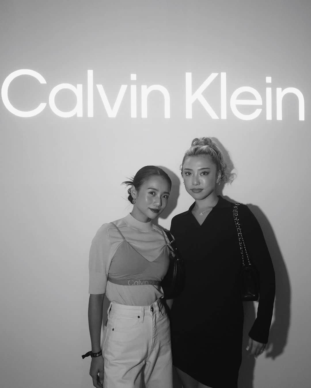 のインスタグラム：「CalvinKlein🖤  たくさんの人に会えてhappy nightでした🌙🥂  #CalvinKlein #PR」