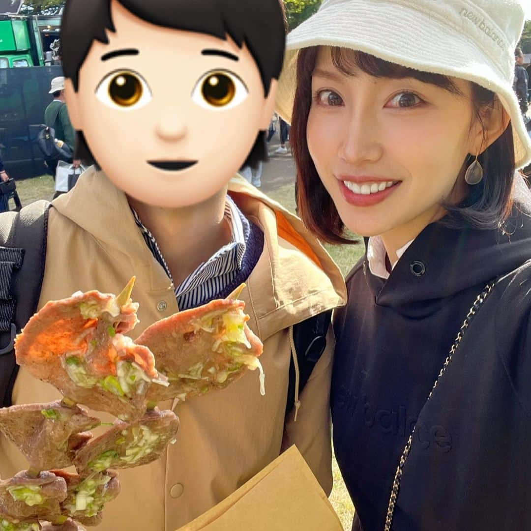 中島亜莉沙さんのインスタグラム写真 - (中島亜莉沙Instagram)「ZOZO CHAMPIONSHIP 2023⛳️ 最終日に夫と初参戦してきた日🔥  ちょっとだけ歩いた結果、 持参したNBチェアに座りながら 18番ホールでずっと観戦してた👀 楽しみ方これで合ってるのかな？笑  トッププロのレベチのショットとか、 リッキーを見ようとしたら ヌートバー選手がいてどっちを見ていいか 分からなくなったり笑 見どころ満載だった😂！  行きと帰りは駅からは無料のシャトルバスを利用！ 沢山出てたからほぼ並ばずに乗れたよ🚌  個人的にはコリン選手のヘッドカバーが 可愛くてツボでした🧸🤎  #zozochampionship #zozo #pgatour  #ゴルフ #ゴルフ観戦 #ゴルフ女子 #バンカーショット」10月22日 21時16分 - arisan_days