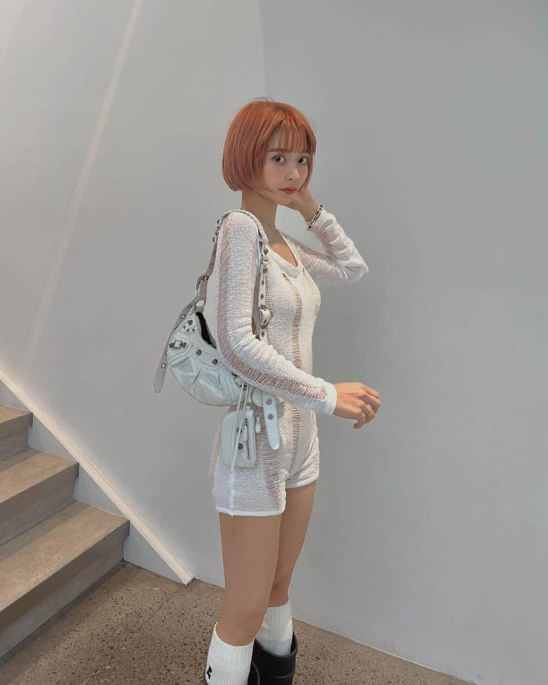 梅村実帆のインスタグラム：「直近 4 days 🫦  🇰🇷で買ったもの多めな最近です🎀」