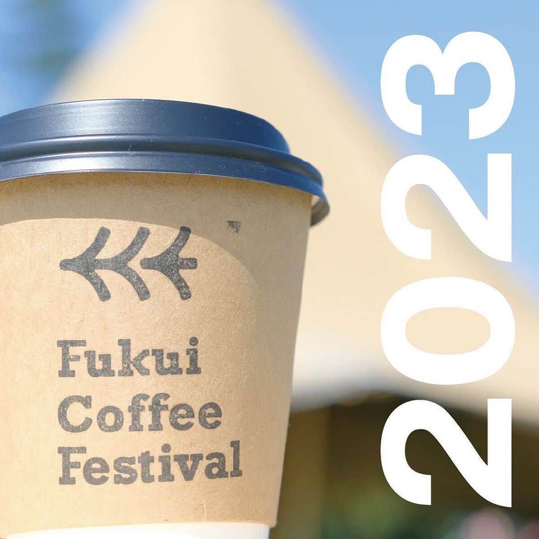 SUNDAY MOUNTAINさんのインスタグラム写真 - (SUNDAY MOUNTAINInstagram)「今年は、開催場所が福井中央公園での開催となり、出店者も増えさらにボリュームアップのFukui Coffee Festival 2023。 去年に引き続き、THE GATEも出店します！ コーヒー片手に、自然を感じながらのゆったりとした時間を楽しみましょう〜。  ＼Fukui Coffee Festival 2023を開催します／ 日時：11月4日㈯　10：00-16：00  11月5日㈰ 9：00-16：00 場所： 福井市中央公園 今年は福井駅から徒歩5分、芝生が心地よい福井市中央公園にて開催いたします。 ◎ スペシャリティコーヒー ◎ コーヒーに寄り添うフード ◎ コーヒーにまつわるワークショップ ◎ 暮らしを彩る雑貨 など、今年も盛りだくさんな内容でお届けすべく、鋭意計画中！ 福井の、全国の、コーヒー好きや、コーヒーのある空間が好きな方にたくさん来ていただけたら嬉しいです。 皆さんといっしょに“コーヒーって、なんかいいね”な二日間を過ごせたらとおもいます。  福井コーヒーフェスティバルHPとInstagramにて、随時情報を更新中です。 Instagram：@fukui_coffee_fes HP：https://fukuicoffeefes.com （↑プロフィールのリンクよりアクセス可能です）  #福井コーヒーフェスティバル　 #FukuiCoffeeFestival2023 #福井BREW #コーヒー #ドリップコーヒー #スペシャリティコーヒー #自家焙煎 #自家焙煎珈琲 #コーヒー焙煎 #coffeelover #カフェ好き #カフェ好きな人と繋がりたい #カフェ巡り好きな人と繋がりたい #コーヒー好きと繋がりたい #コーヒー好きな人と繋がりたい #コーヒーに寄り添うフード #珈琲ワークショップ #コーヒーにまつわるワークショップ #福井#福井カフェ#福井旅行#福井イベント#福井市中央公園」10月22日 21時33分 - sundaymountain