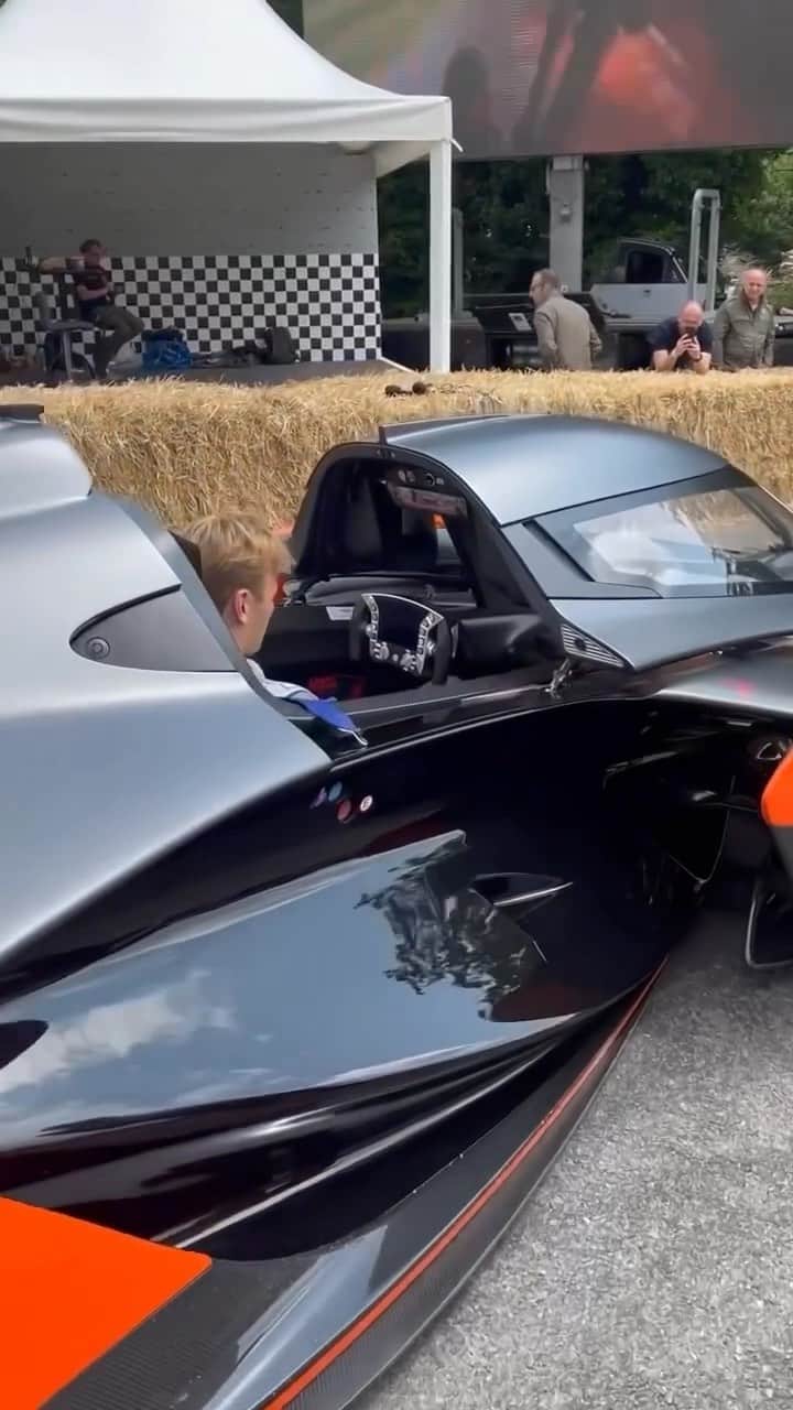 The Luxury Lifestyle Magazineのインスタグラム：「McLaren Solus GT VP1 Prototype at the Goodwood Festival of Speed  Video: @topgear」