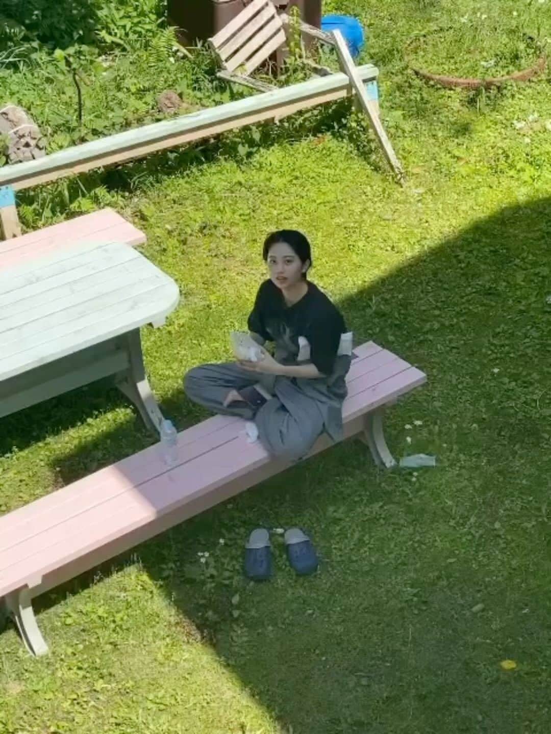 平美乃理のインスタグラム：「✌🏻‎💙  載せてないオフショたくさんある.！ 最近涼しくて嬉しい〜〜」