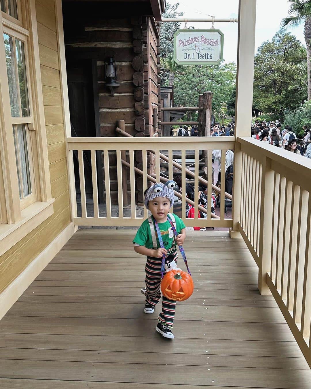 樽見麻緒のインスタグラム：「👻🎃🎈💜」