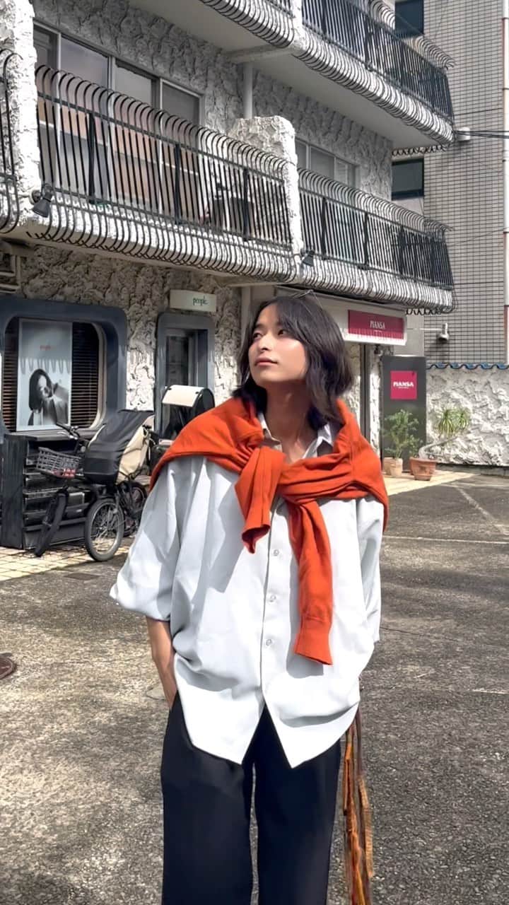 上野一稀のインスタグラム：「・ cardigan. ・ ・ ・ ・ ・ ・ ・ ・ ・ ・ ・ ・ ・ ・ ・ #メンズファッションコーデ #メンズファッションコーディネート #ユニセックスコーデ #ユニセックスファッション #カーディガンコーデ #カーディガン男子 #メンズモデル #シャツコーデ #韓国ファッションコーデ #ラフコーデ #秋冬コーデ」